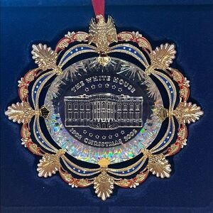 2002 White House Historical Association Christmas Ornament